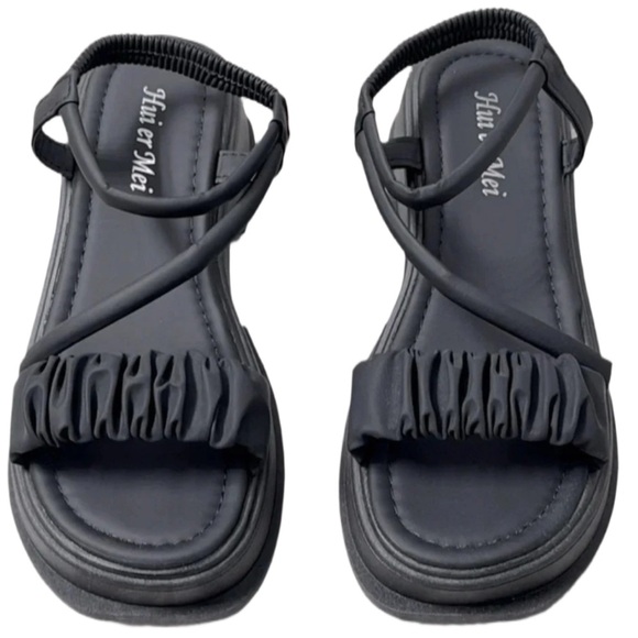 NWOT! Size 8 / Size 40 • Hui er Mei All Black Sandals • Brand New, Never Worn! - Picture 1 of 8